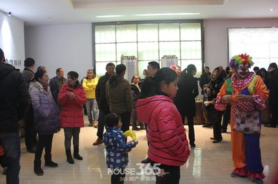 宝地广场产品说明会引爆苏州楼市 高端规划引千人争睹